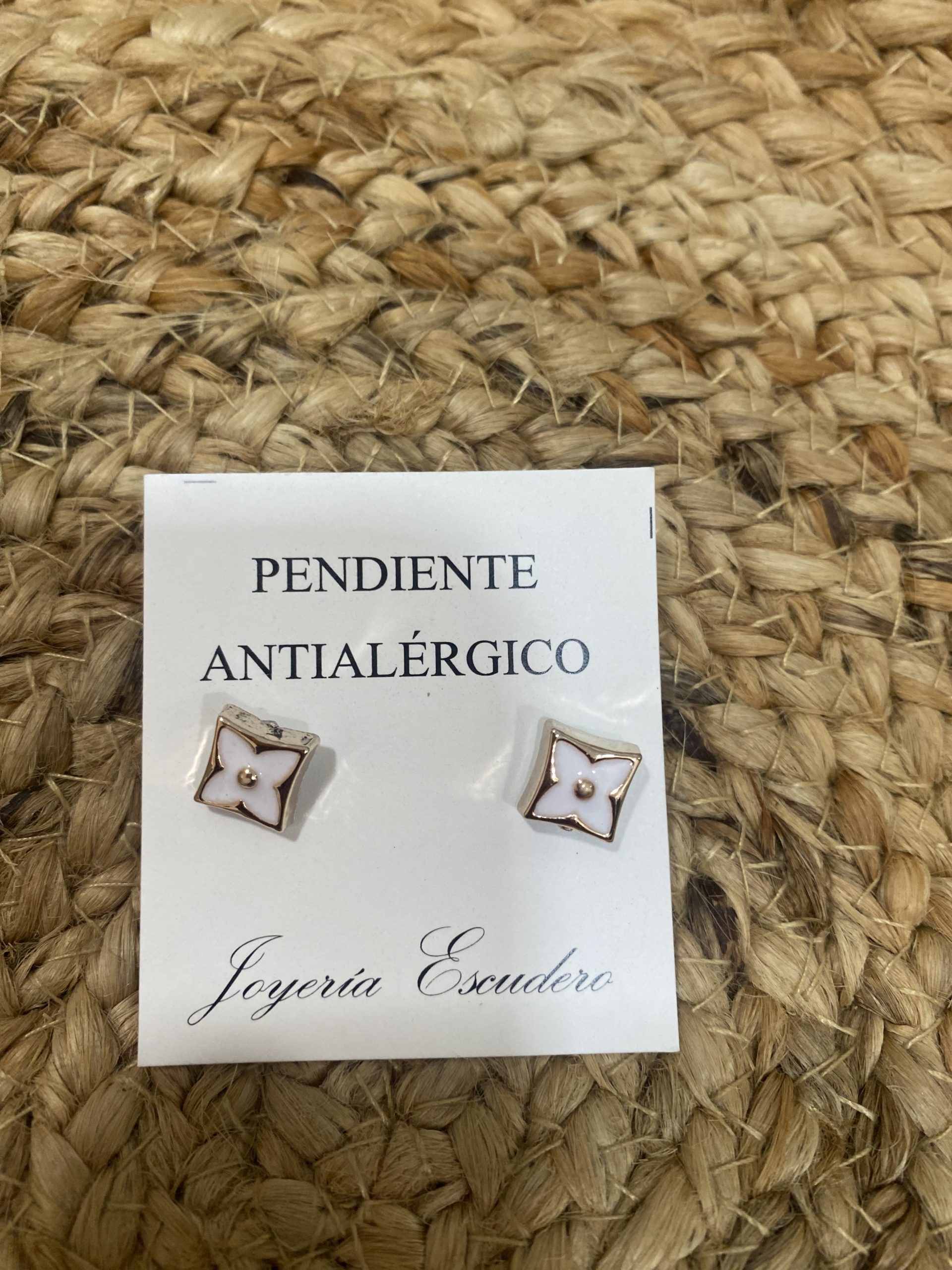 Pendientes antialérgico (hipoalergénico) - Imagen 19