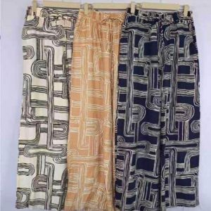 Pantalón pierna ancha