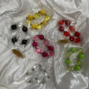 Pulseras de cuentas de colores vibrantes