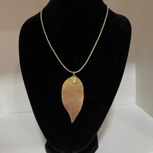 Colgante de hoja natural