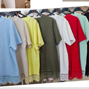 Camiseta con collar talla única