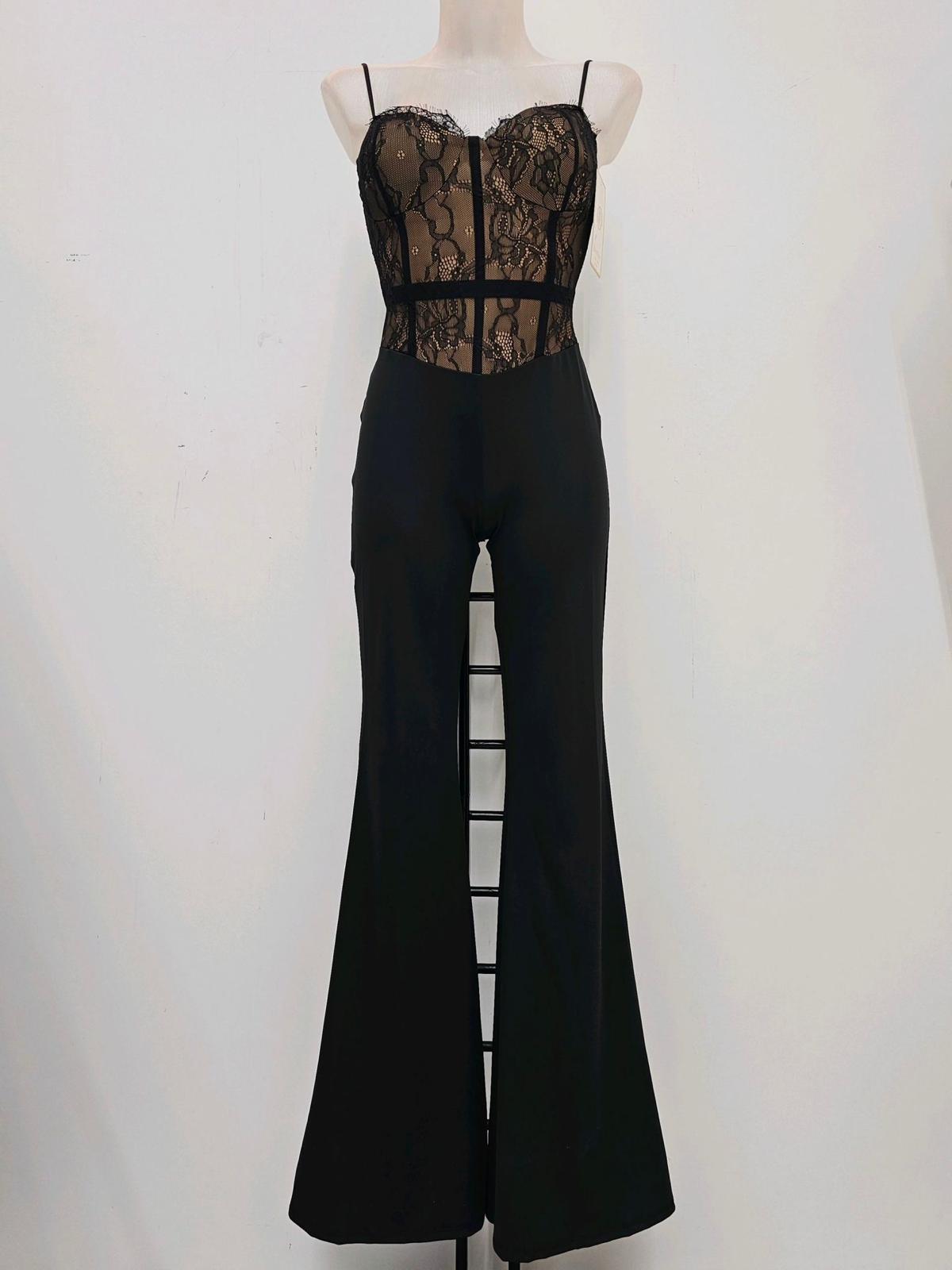 Mono enterizo con cuerpo de encaje talla Ășnica