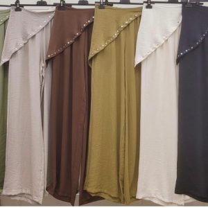 Pantalón pañuelo fluido con tachuelas