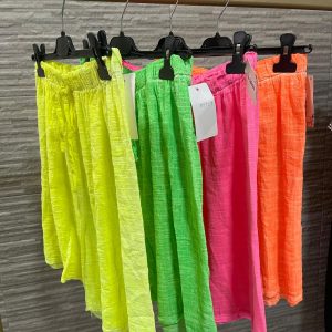 "Ultimas Unidades" Pantalón corto tipo bermuda variedad de colores